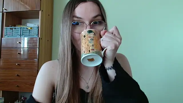 LooveELLYx live XXX chat