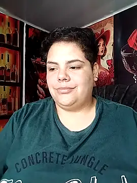 Hailey_Curvy élő XXX-chatje