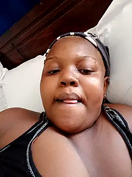 Chat +18 de queennapal ao vivo