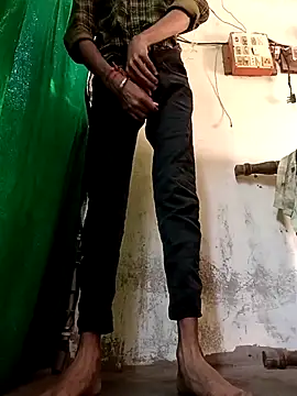 Yash_Sharma18 Chat XXX live