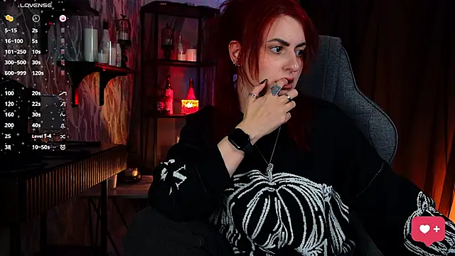 Chat +18 de Lana__May ao vivo