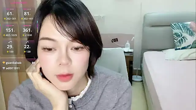 Chat XXX en directo de Linda-LL