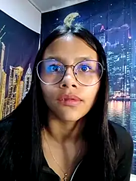 SofieLove_01: διαδικτυακό σόου στην κάμερα