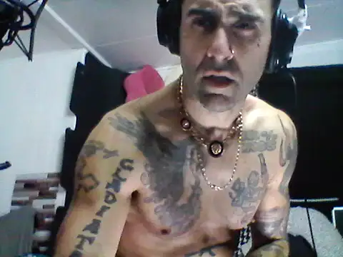 alphacloudGod's Webcam Show