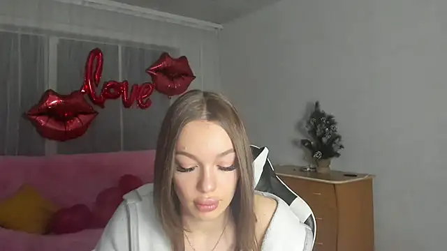 دردشة CandyGyrl الجنسية المباشرة