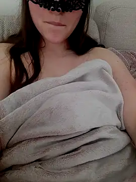 NastyYoungSlut webcam show