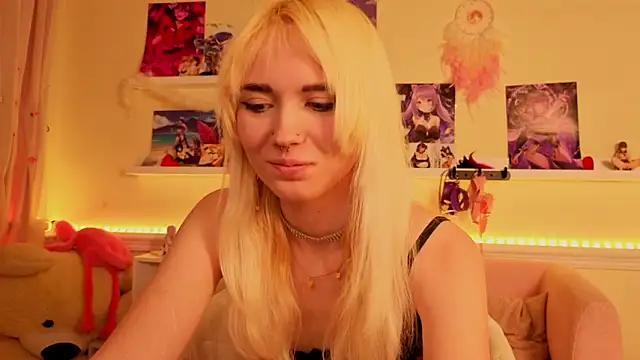 Chat +18 de Iris_Ivory ao vivo