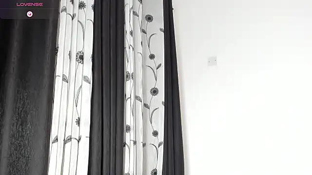 CREAMY_BUBBLEGUM Webcam show