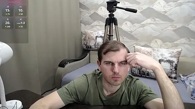 Pokazy przed kamerką – SerzhKorol1