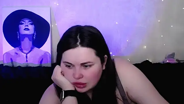 Emily_Mo – Live XXX-chat