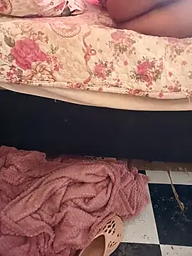 Pokazy przed kamerką – Dee-n-Dee_nyash