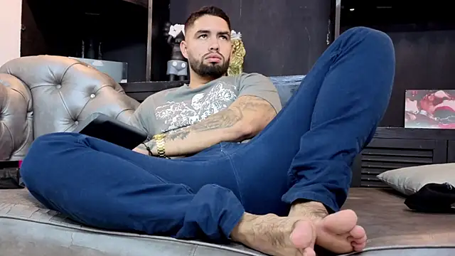 Pokazy przed kamerką – matteosantos