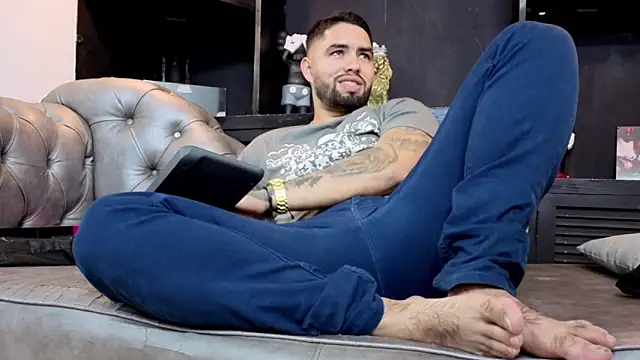 matteosantos Show in webcam