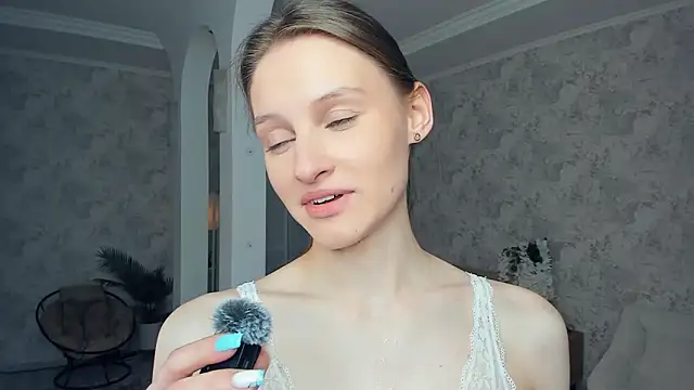 Chat XXX en directo de LianneBynon