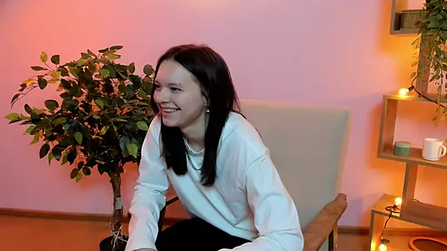 แชท XXX สดของ CharaSturdy