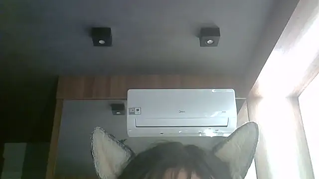 SkinnyKitten Live XXX-Chat