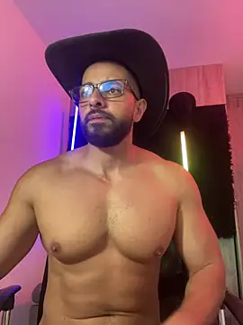 magnumchris' Webcam Show