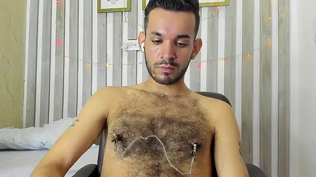 EthanGrey: онлайн-секс-чат