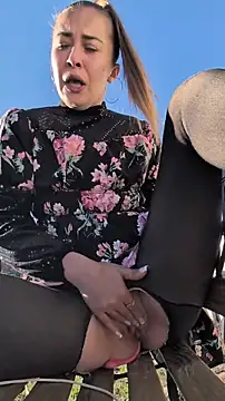 Risky_julia2330: απευθείας συνομιλία ΧΧΧ