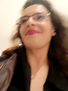 RebeccaNoble élő XXX-chatje