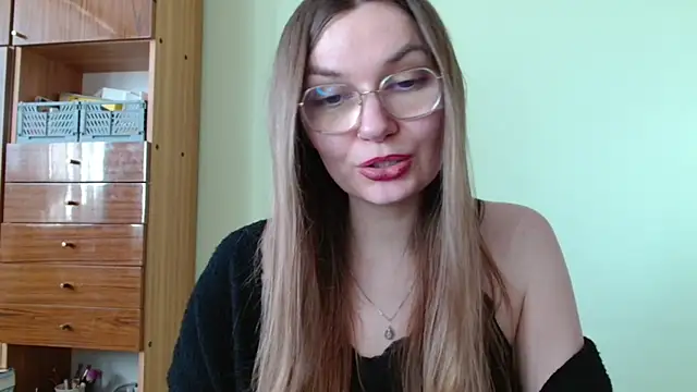 LooveELLYx Adlı Modelin Canlı XXX Sohbeti