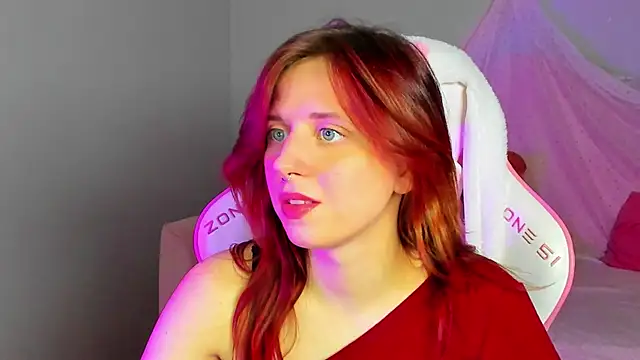 FreyaVey Chat XXX in diretta