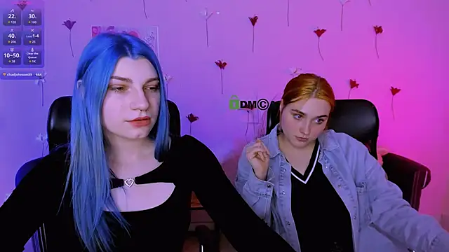 casey_meow_: διαδικτυακό σόου στην κάμερα