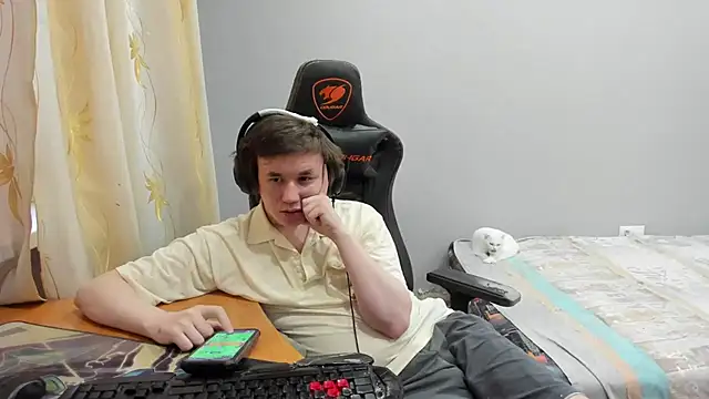 Show modela iliaskrislove na web-kameri