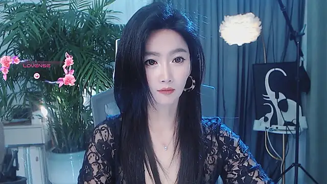 feifei-love Adlı Modelin Canlı XXX Sohbeti