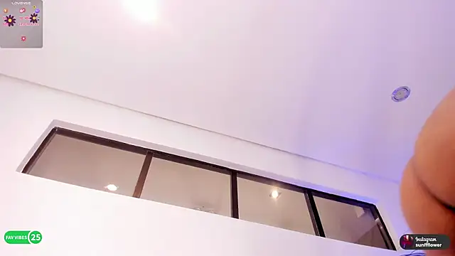 แชท XXX สดของ LissMonroe