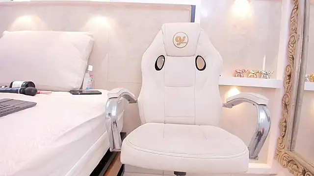 amber_ryan Adlı Modelin Canlı XXX Sohbeti