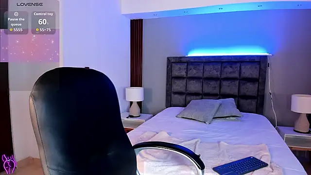 Chat +18 de AidaJones ao vivo