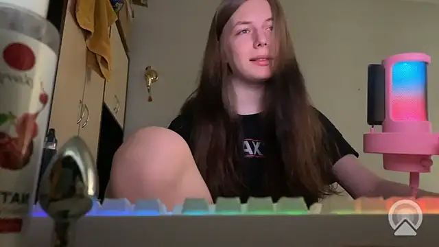 Онлайн чат XXX britneylovely