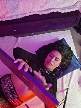 XXX chat uživo modela Roxanne_Han