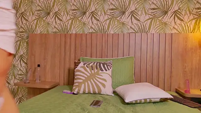 We_DM élő XXX-chatje