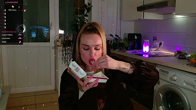 MissLovex Live XXX-chat