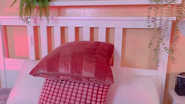 Онлайн чат XXX KendalMilleer