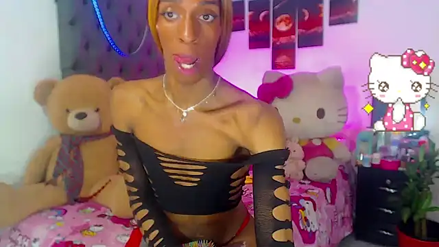 XXX chat uživo modela lucianadolll