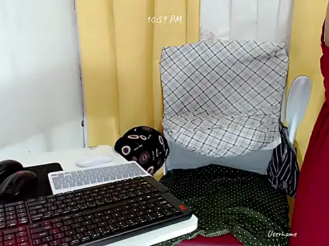 nesianhottits 现场XXX聊天