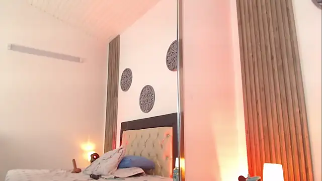 Онлайн чат XXX Serena_Houstonn