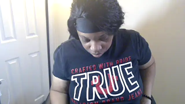 Sexymona1218 Chat XXX live