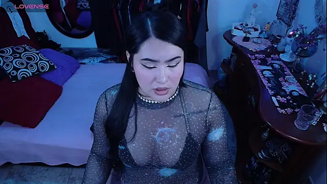 lufek23のライブXXXチャット