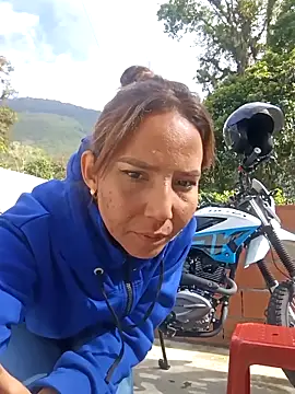 Abril-cloud2026 – Live XXX-chat