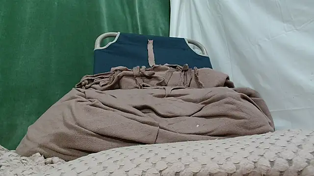 Chat +18 de Luckyalice_4u ao vivo