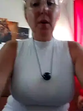 MILEIDE980 live XXX chat