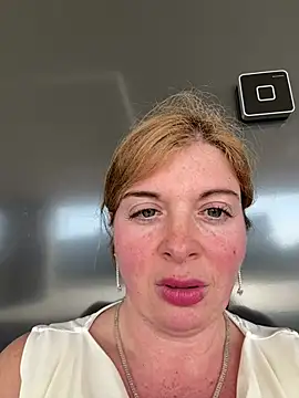 Lombada: απευθείας συνομιλία ΧΧΧ