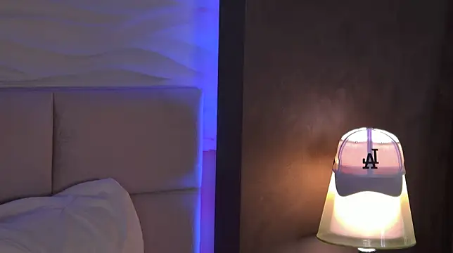 AriWild live XXX chat