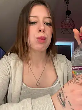 SweetJohana: απευθείας συνομιλία ΧΧΧ