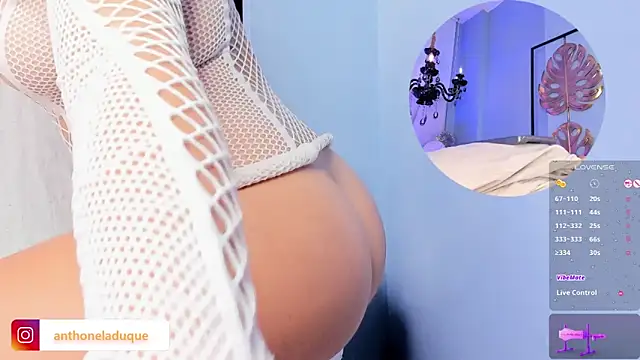 AnthonelaDuque live XXX chat