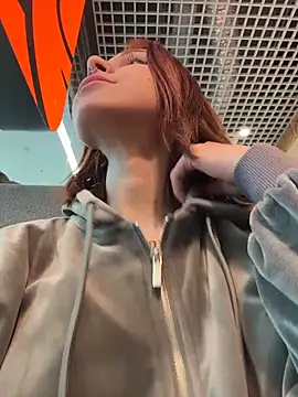 RosieSecret live XXX chat